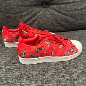 Red Farm Rio Pineapple Adidas Superstar shoes size 7